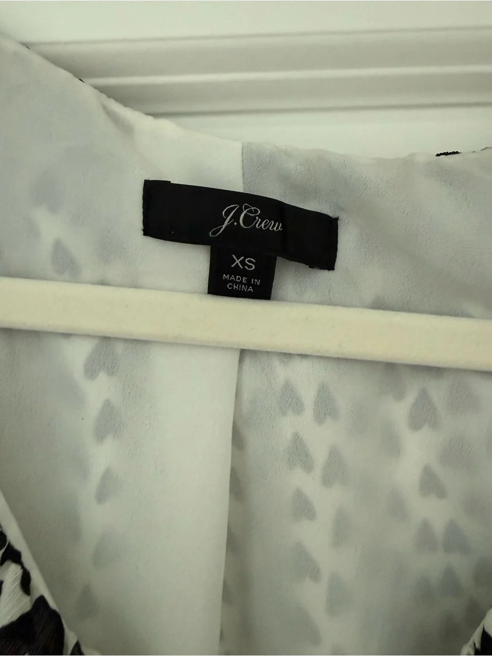 NEW J. Crew Black & White Heart Print Ruffle V-Neck Blouse